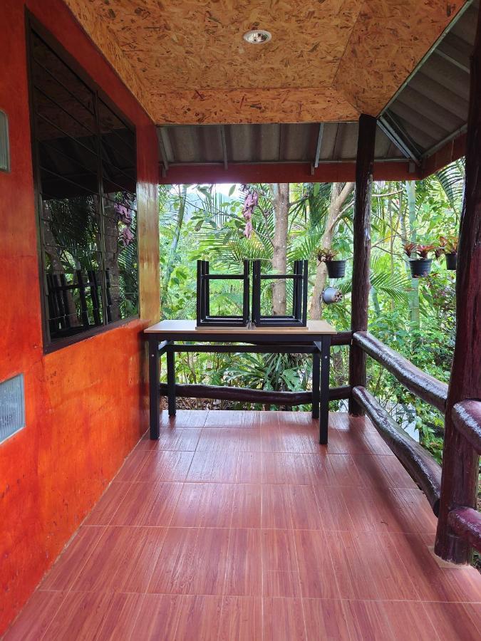 บ้านดินโฮมสเตย์ ปางอุ๋ง Ban Huai Makhuea Som Экстерьер фото